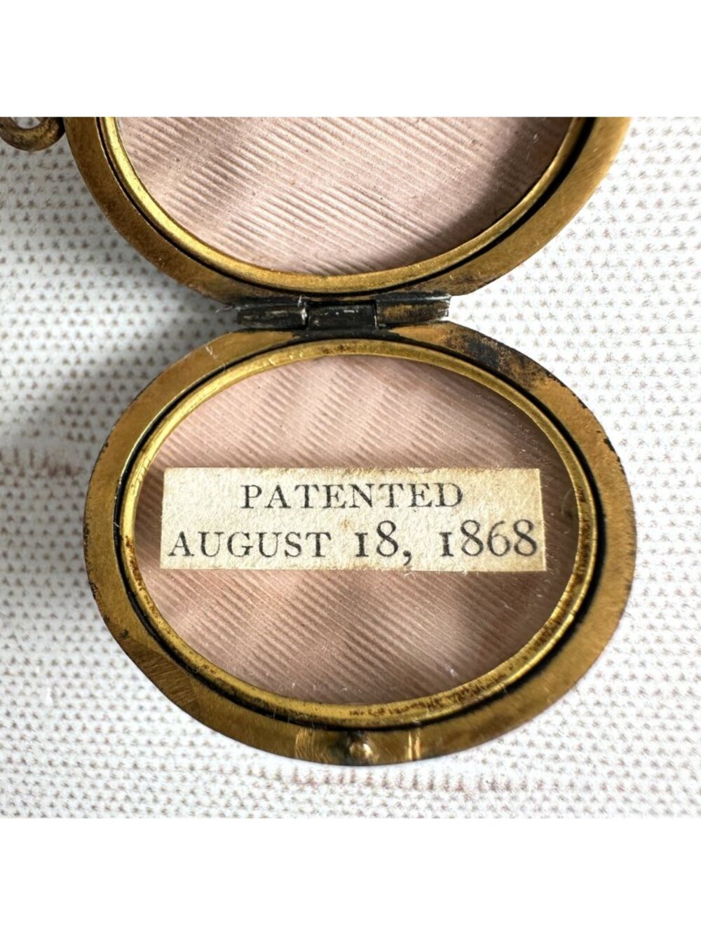 Antique Victorian Mourning Locket Vulcanite Cross 1868 Patent Date - Picture 5 of 14